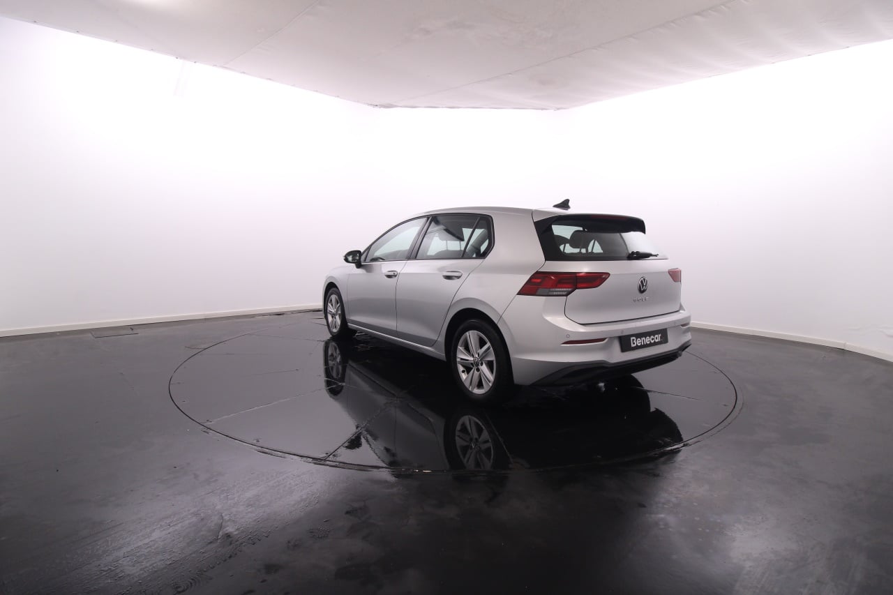 Volkswagen Golf Gasolina 4 2023