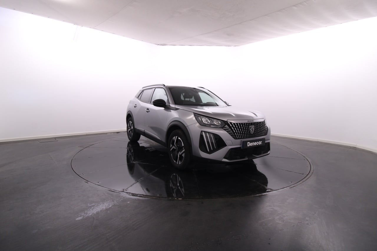 Peugeot 2008 Híbrido Gasolina 3 2025