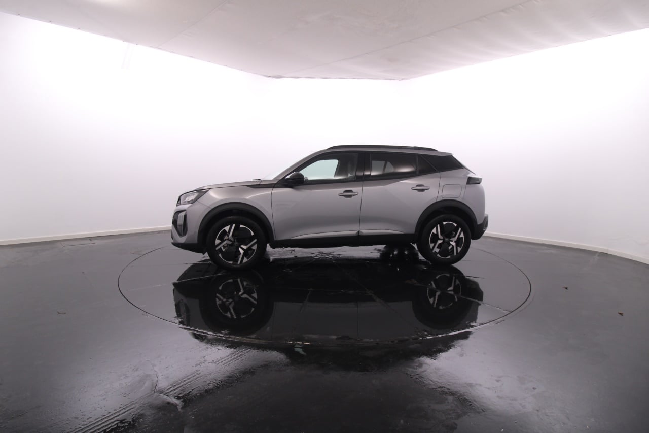 Peugeot 2008 Gasoline Hybrid 3 2025