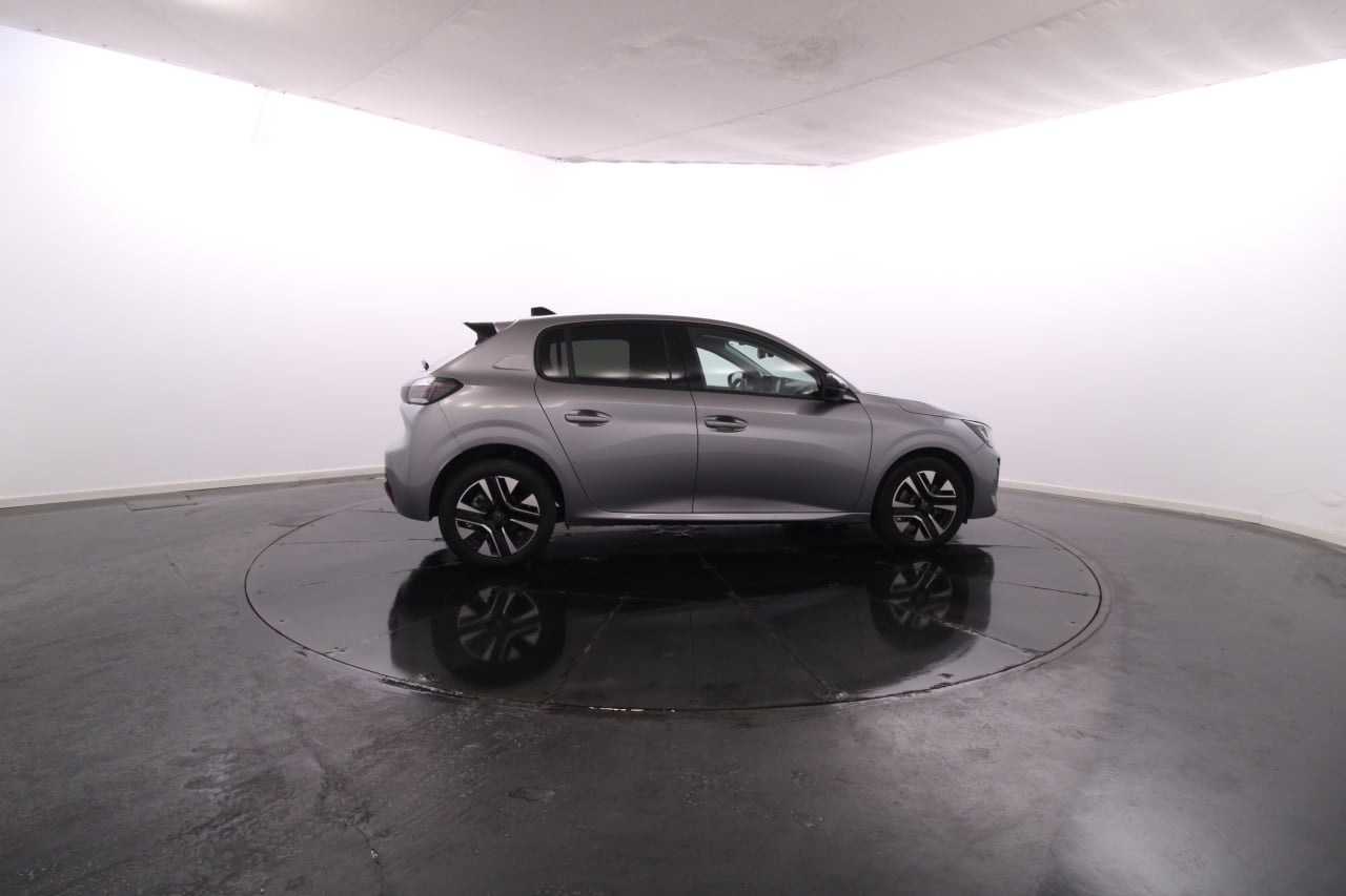 Peugeot 208 Gasoline Hybrid 2 2025