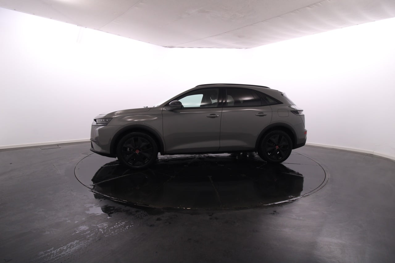 DS DS7 Electric Gasoline 3 2023