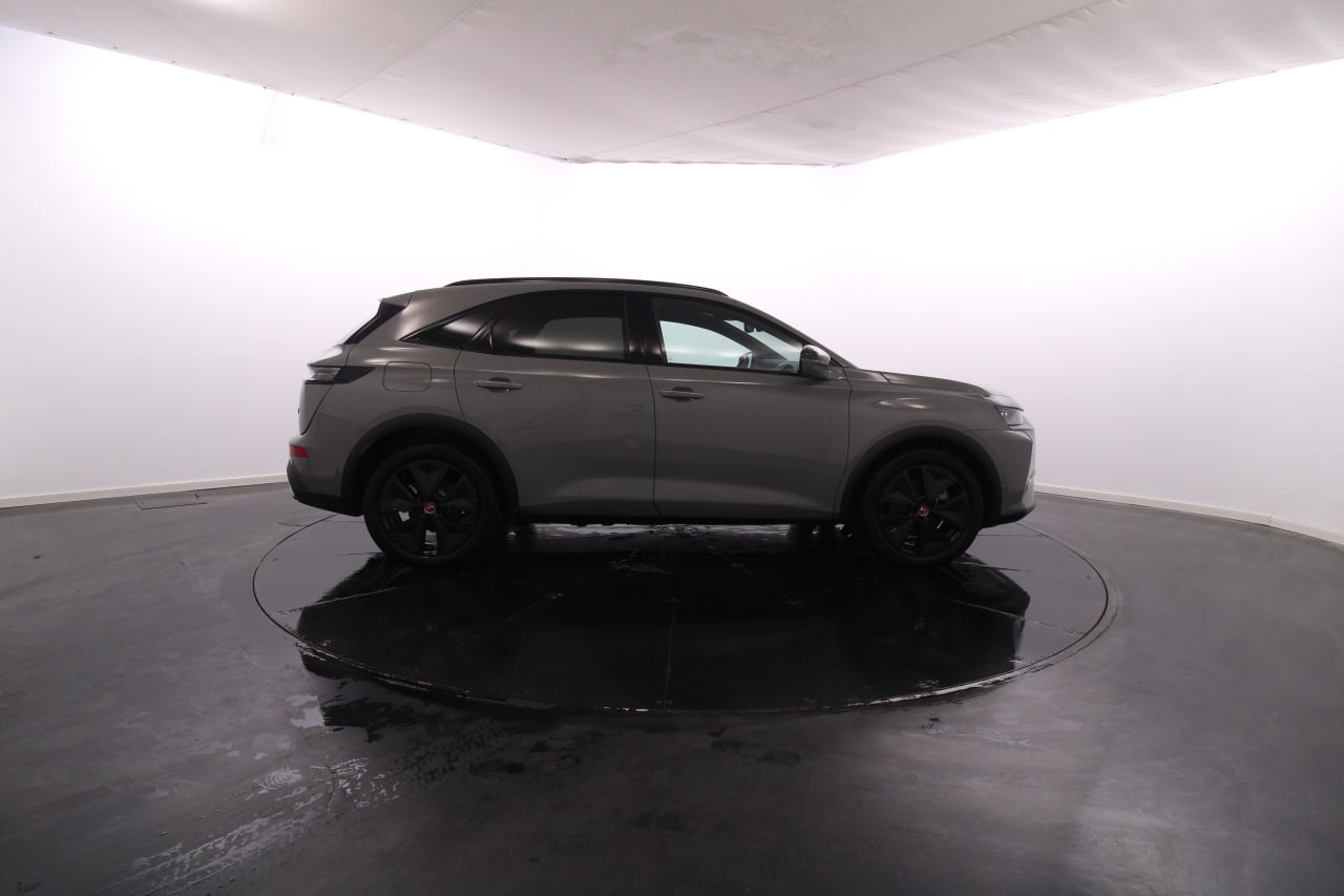 DS DS7 Electric Gasoline 3 2023