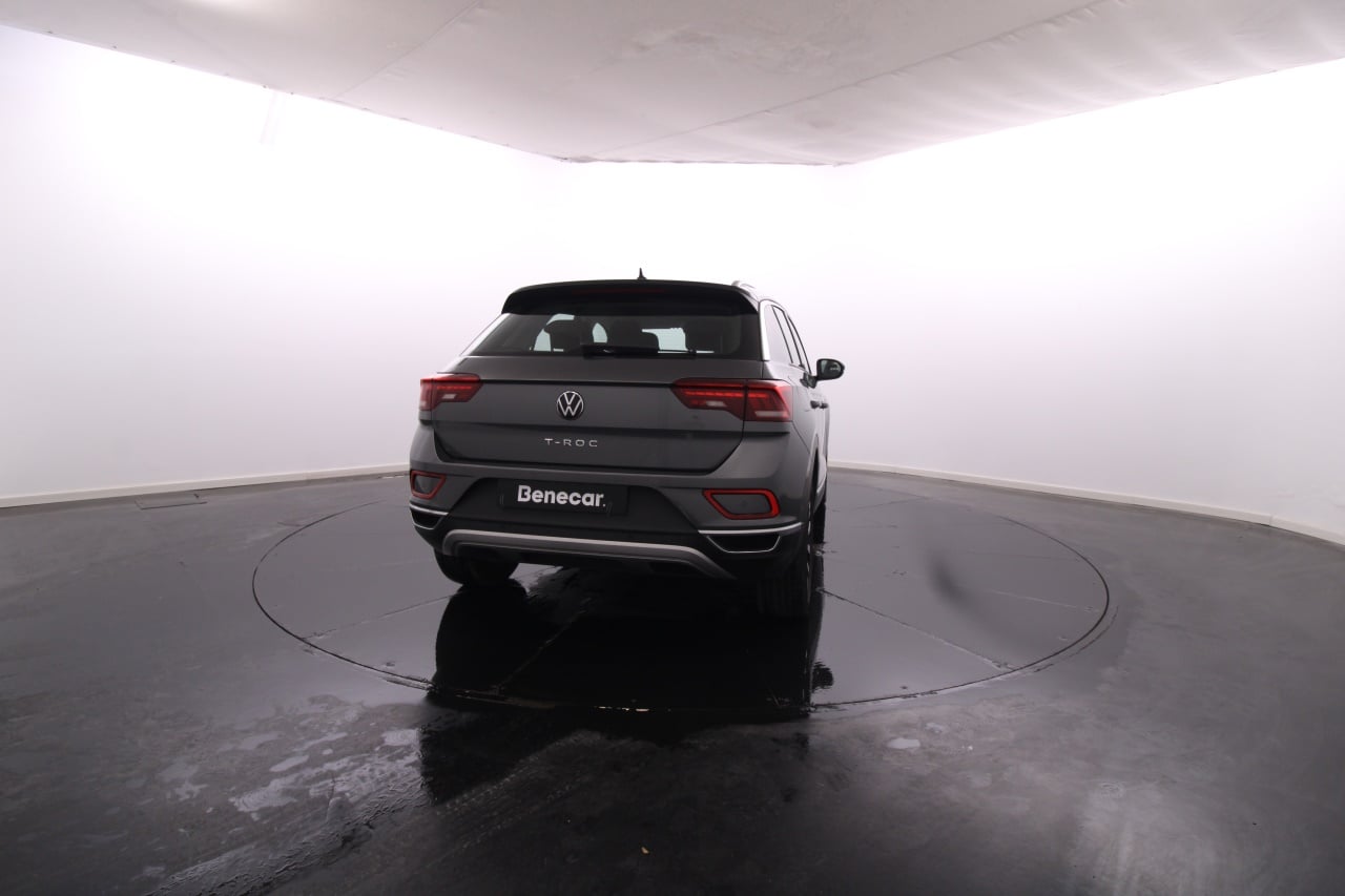 Volkswagen T-Roc Gasoline 3 2023