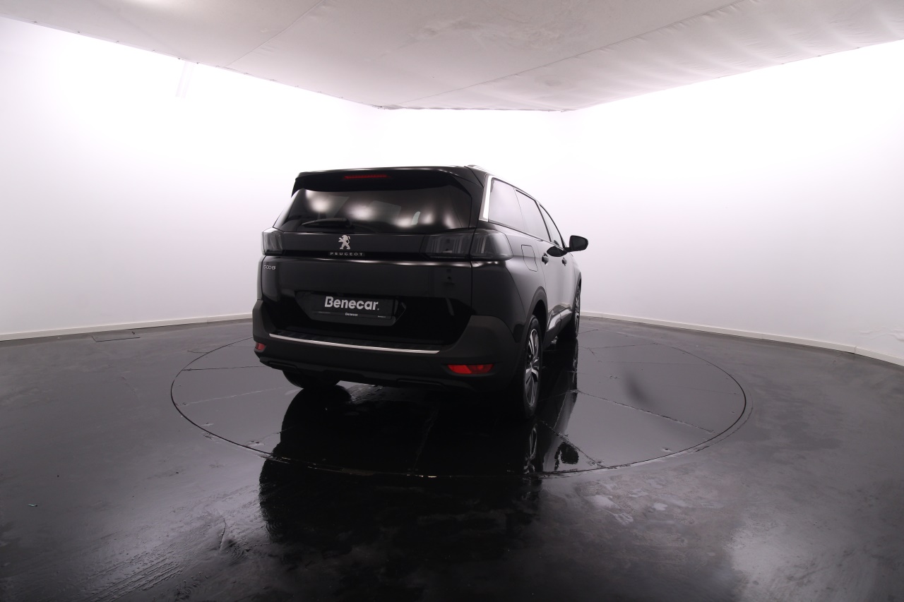 Peugeot 5008 Diesel 2 2024