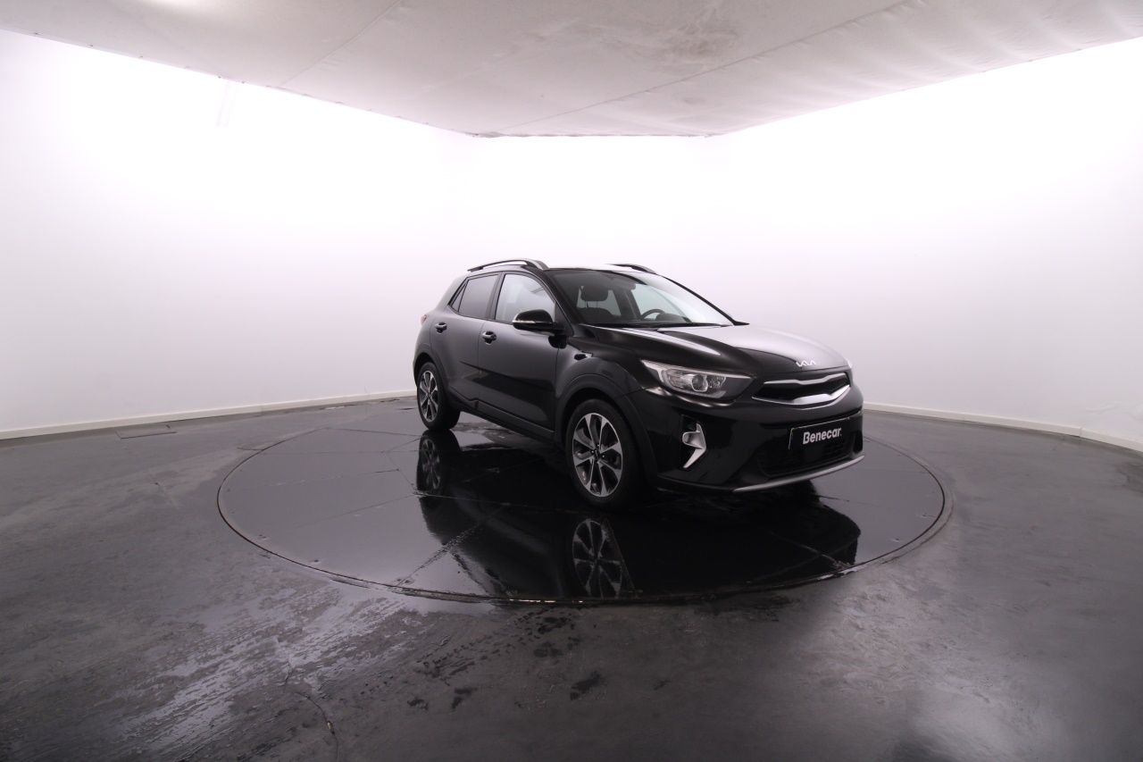 Kia Stonic Gasolina 2 2025