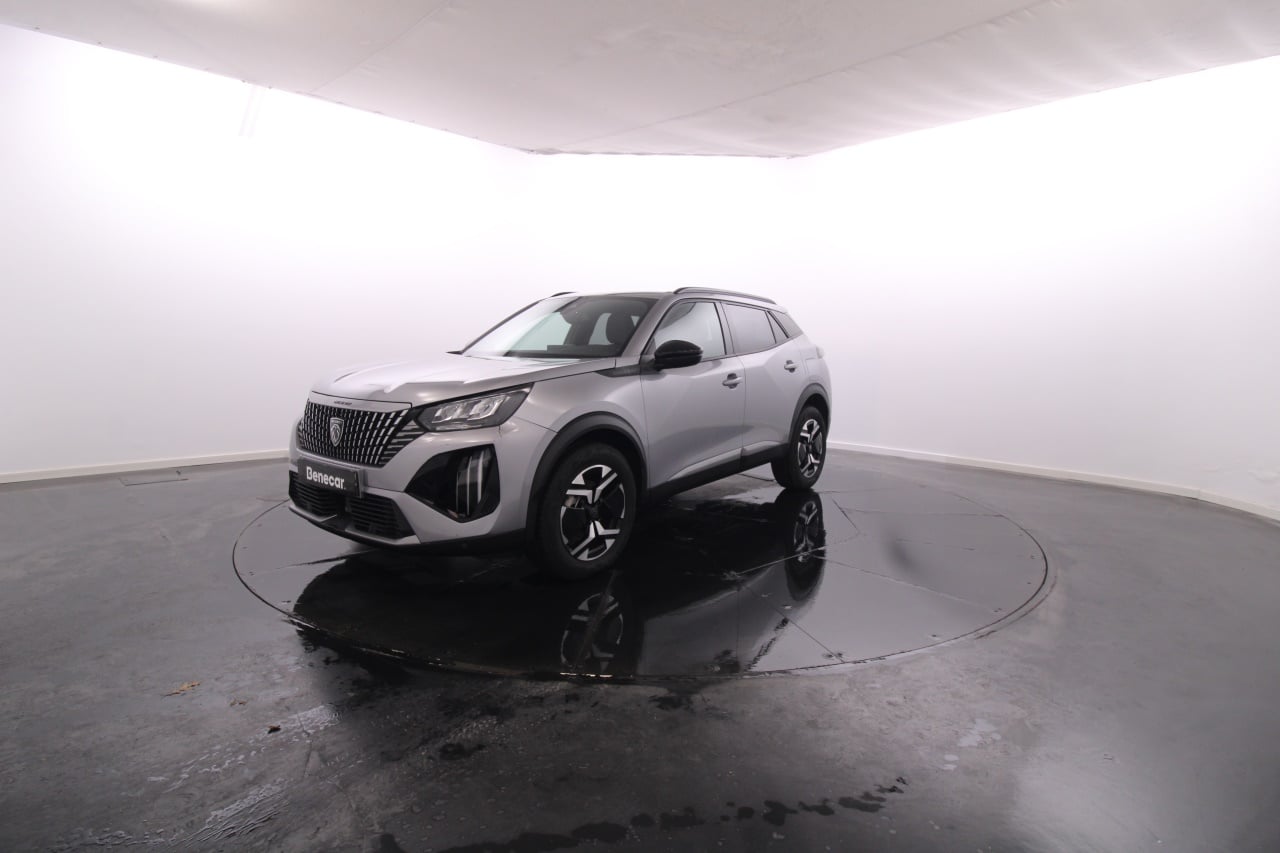 Peugeot 2008 Híbrido Gasolina 3 2025