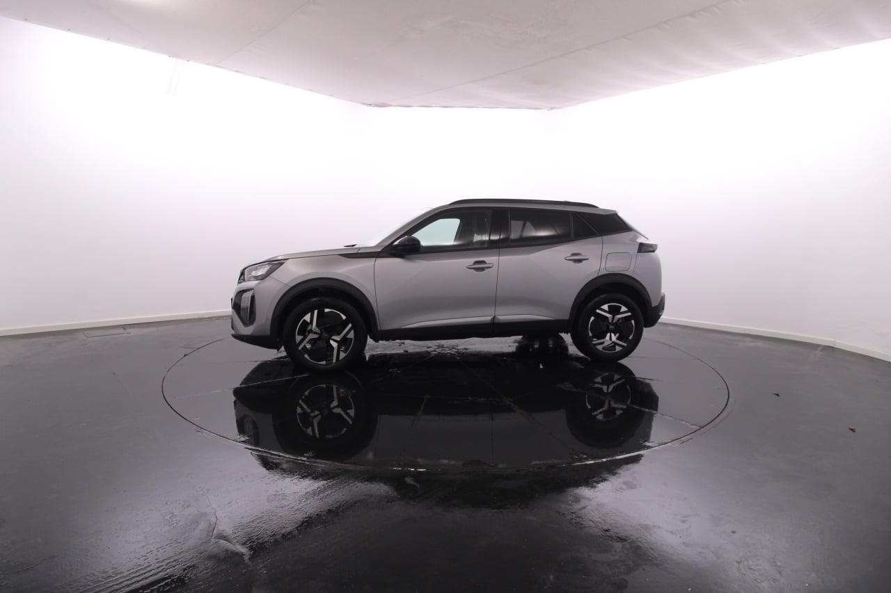 Peugeot 2008 Gasoline Hybrid 3 2025