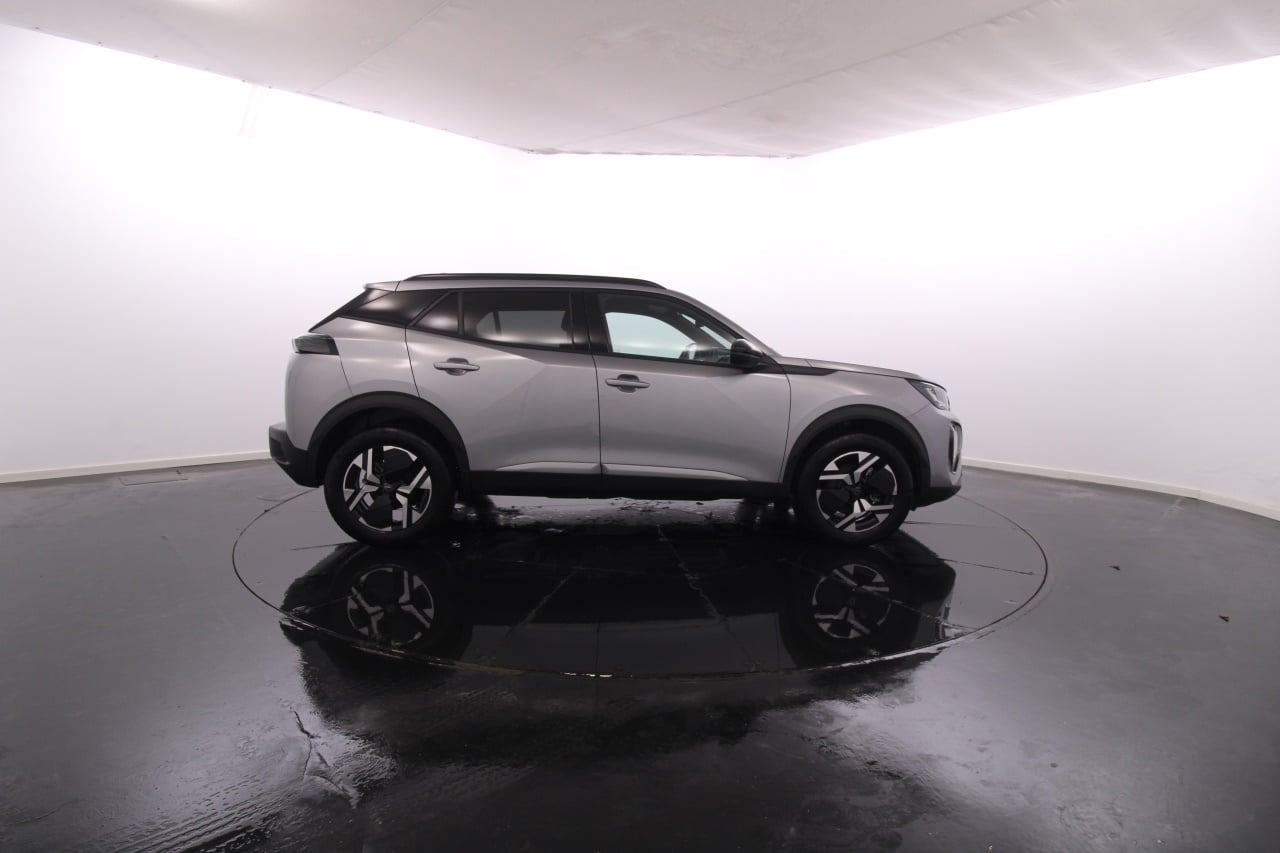 Peugeot 2008 Gasoline Hybrid 3 2025