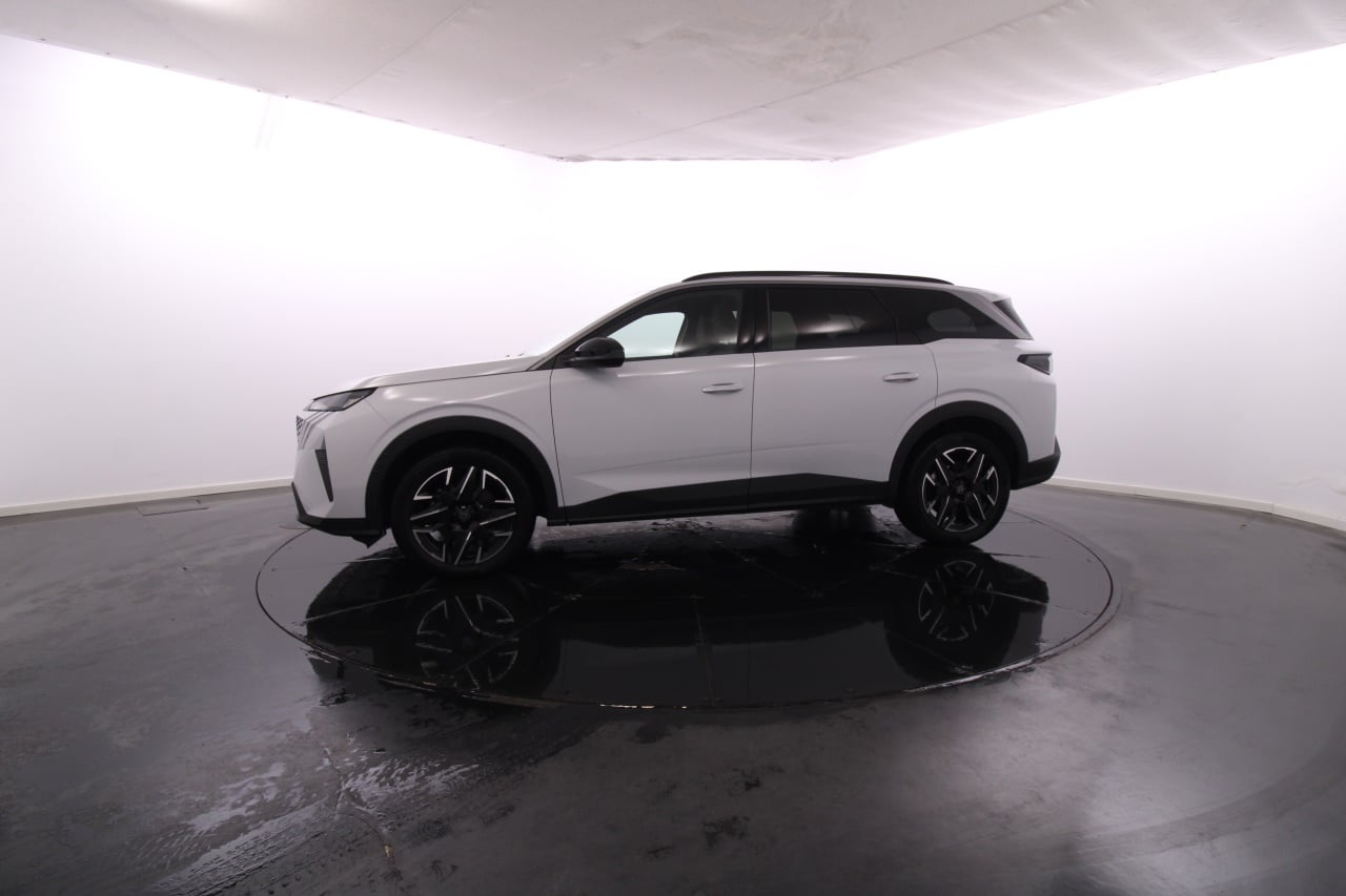 Peugeot 5008 Híbrido Gasolina 2 2025
