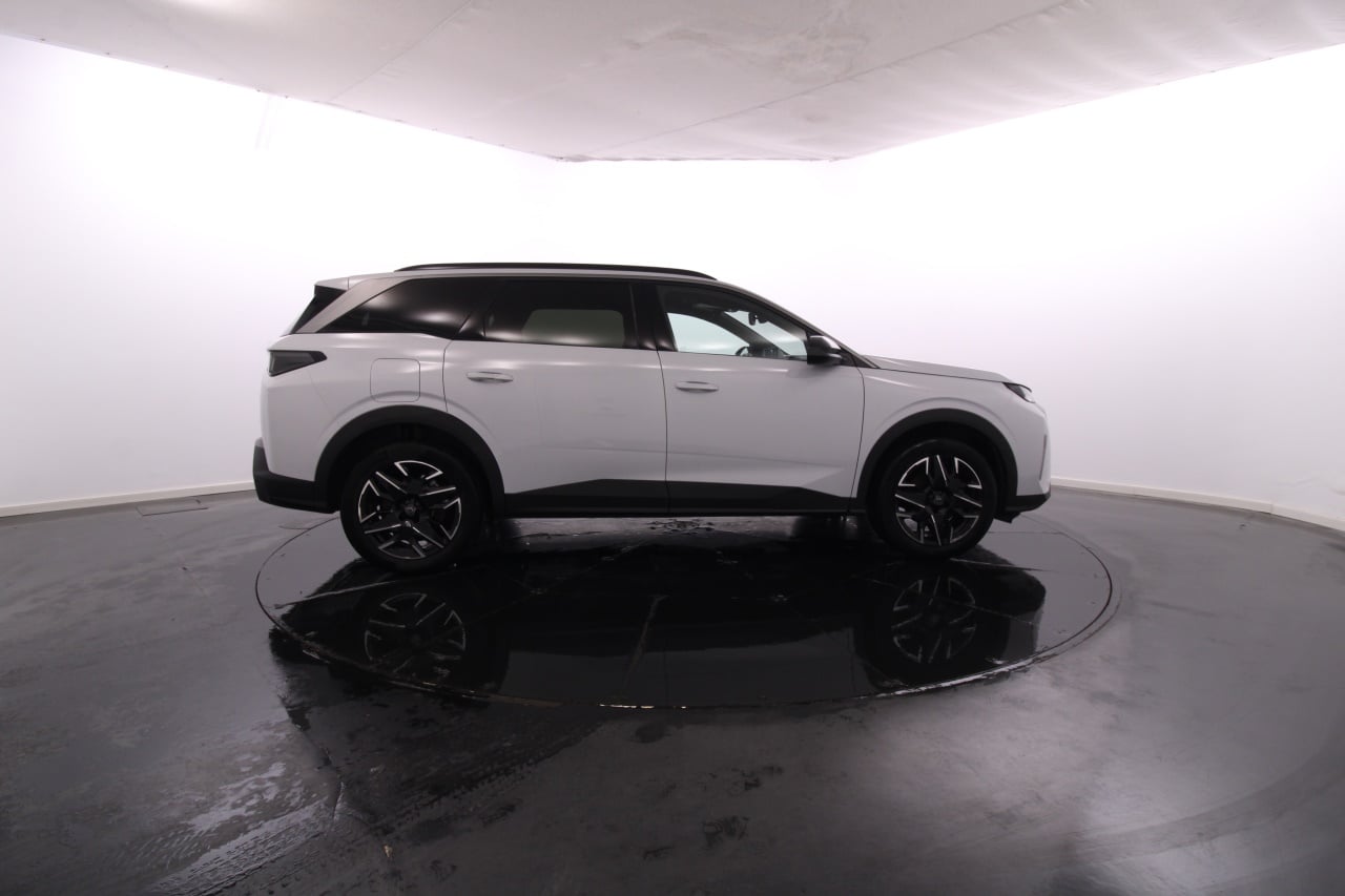 Peugeot 5008 Híbrido Gasolina 2 2025