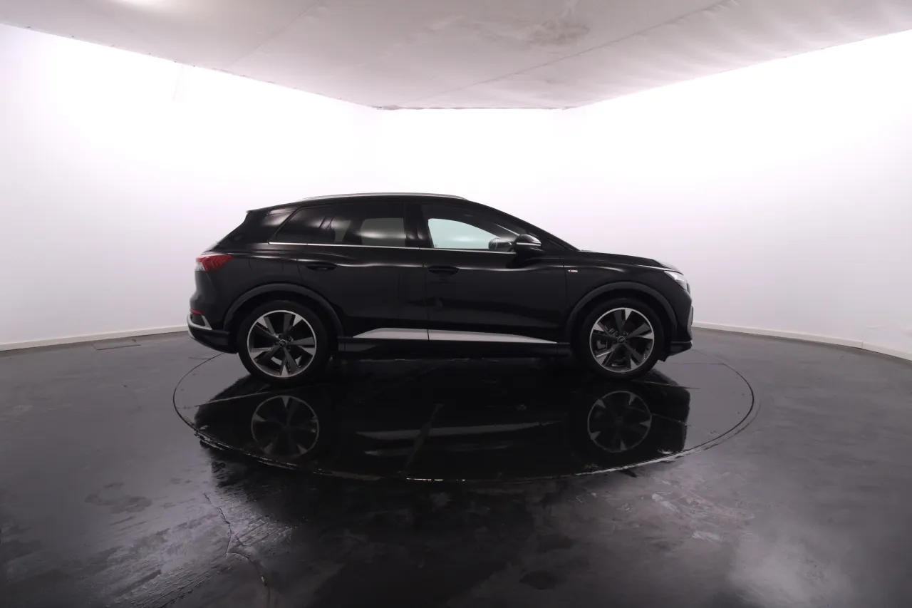 Audi Q4 e-tron Electric 3 2024