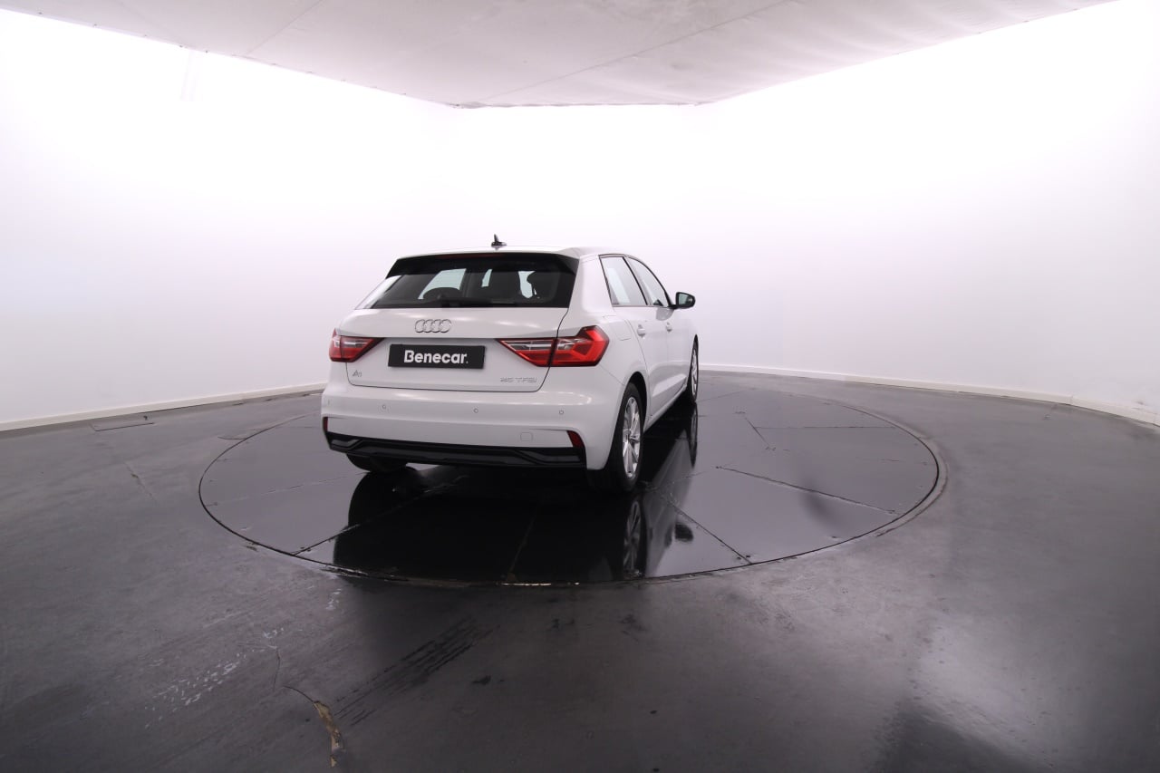 Audi A1 Sportback Gasolina 6 2024