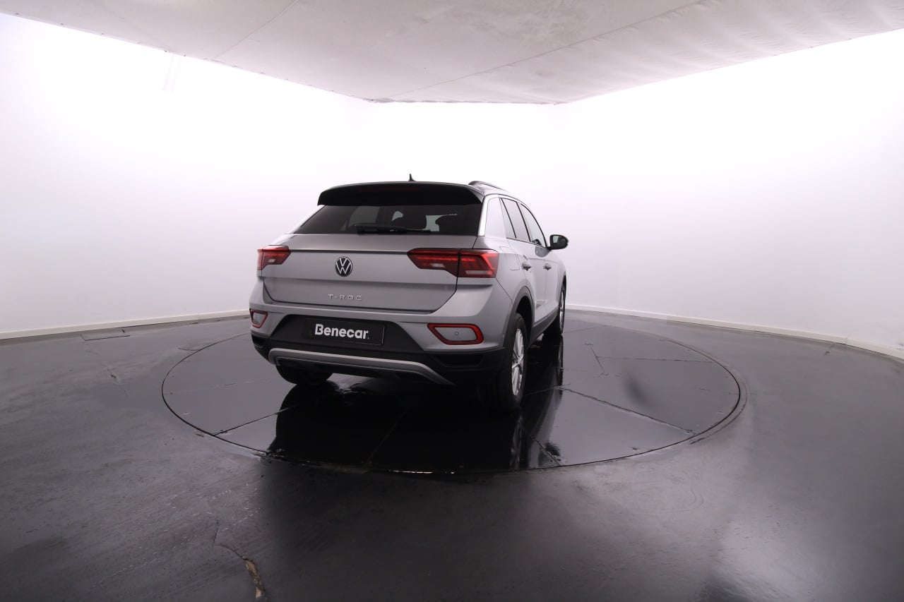 Volkswagen T-Roc Gasoline 5 2024