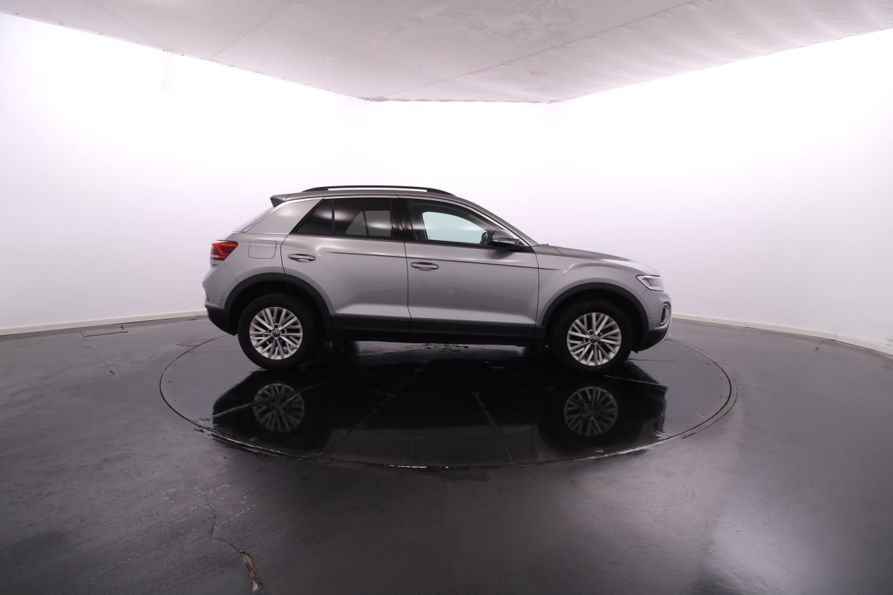 Volkswagen T-Roc Gasoline 5 2024