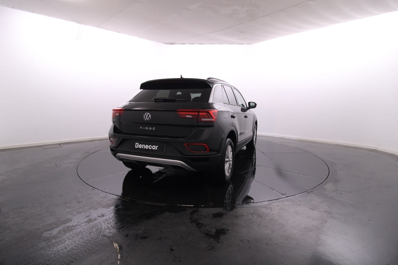 Volkswagen T-Roc Gasoline 5 2024