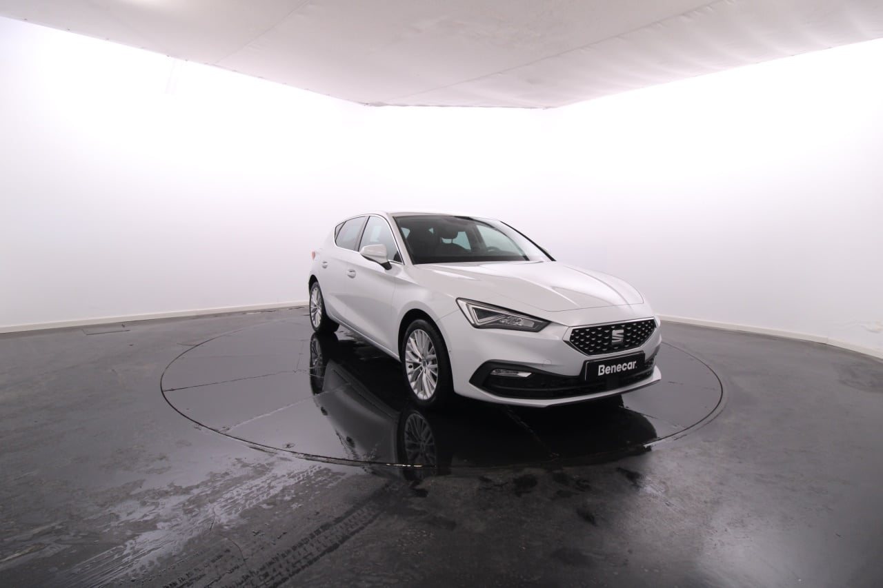 Seat Leon Elétrico Gasolina 9 2024