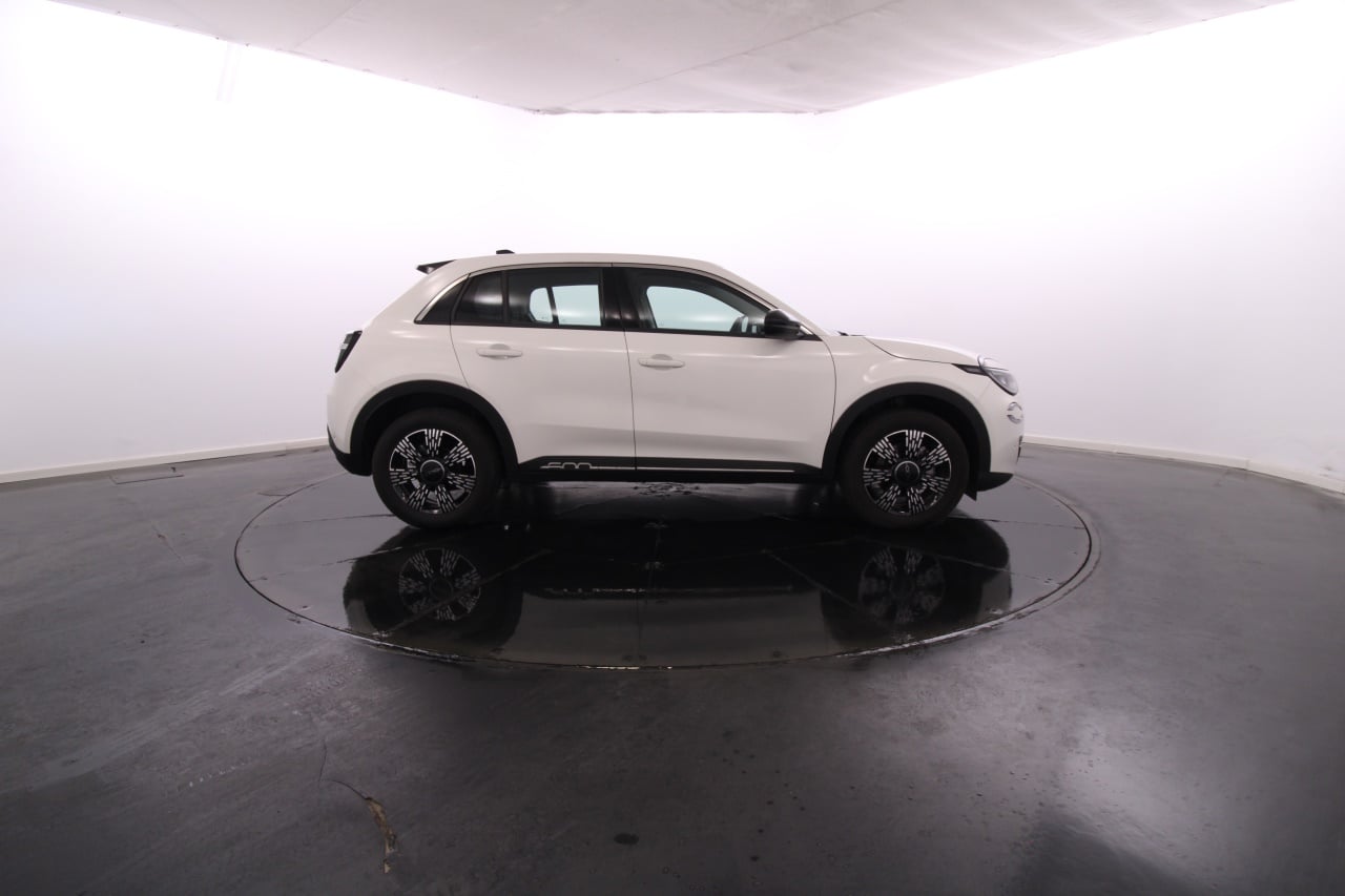 Fiat 600 Híbrido Gasolina 3 2025