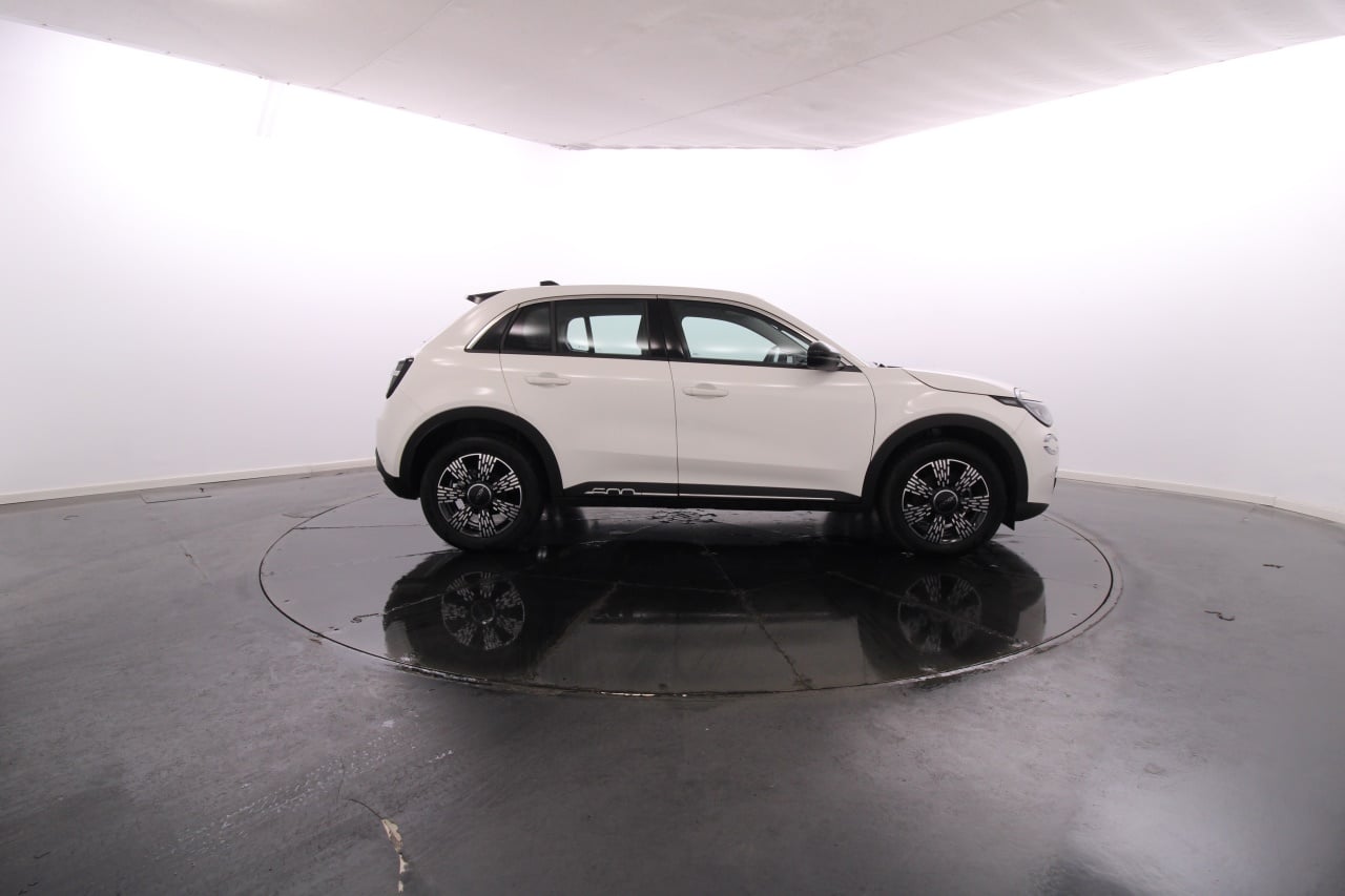 Fiat 600 Gasoline Hybrid 3 2025