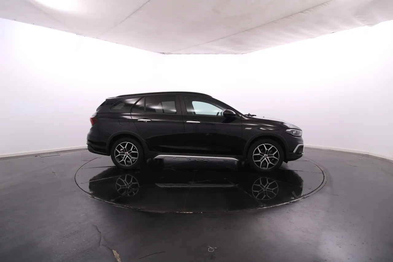 Fiat Tipo Station Wagon Cross Gasoline 6 2023