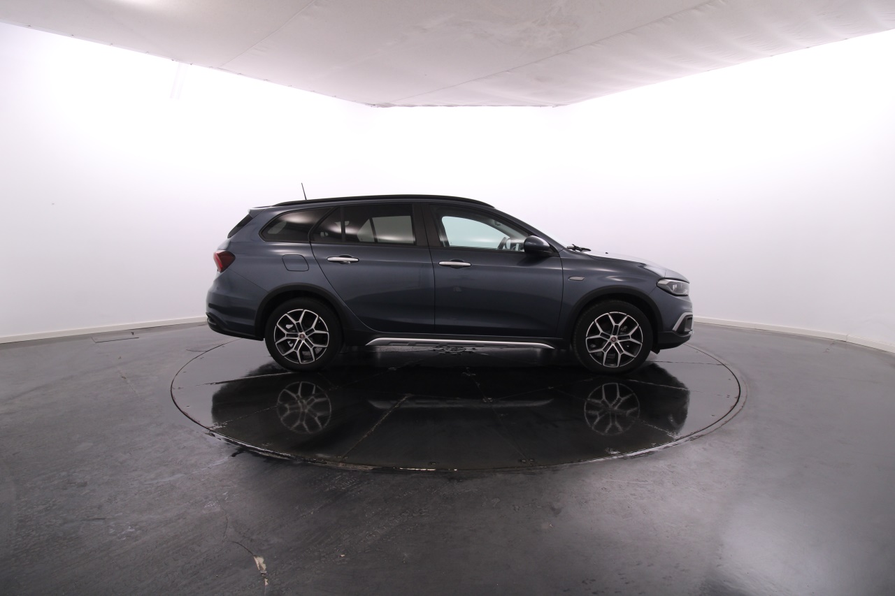 Fiat Tipo Station Wagon Cross Gasoline 6 2023