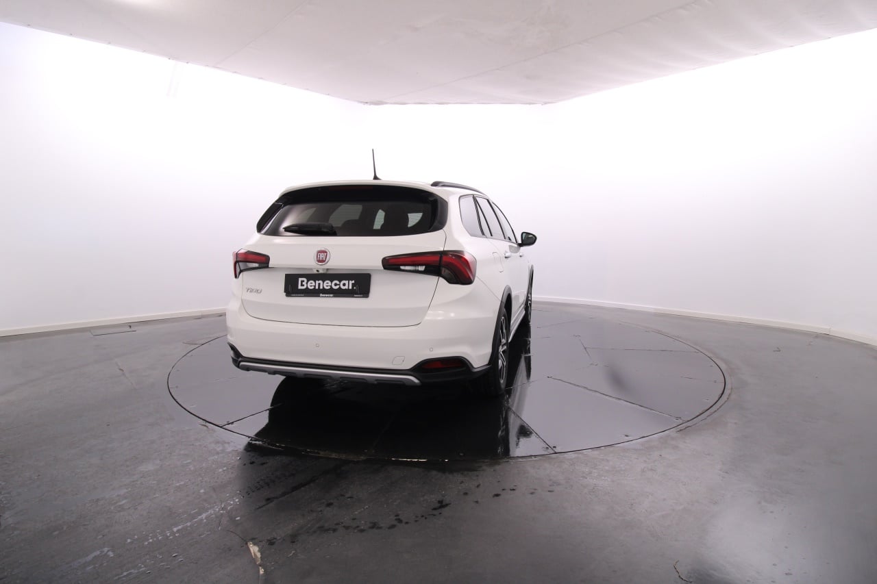 Fiat Tipo Station Wagon Cross Gasoline 6 2023