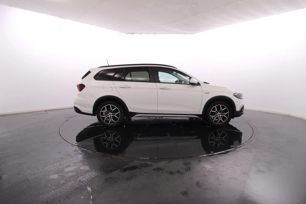 Fiat Tipo Station Wagon Cross Gasoline 6 2023