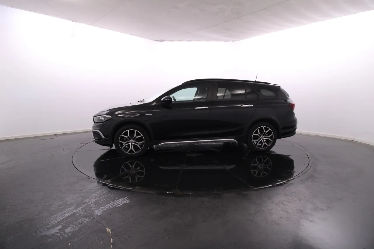 Fiat Tipo Station Wagon Cross Gasoline 6 2023
