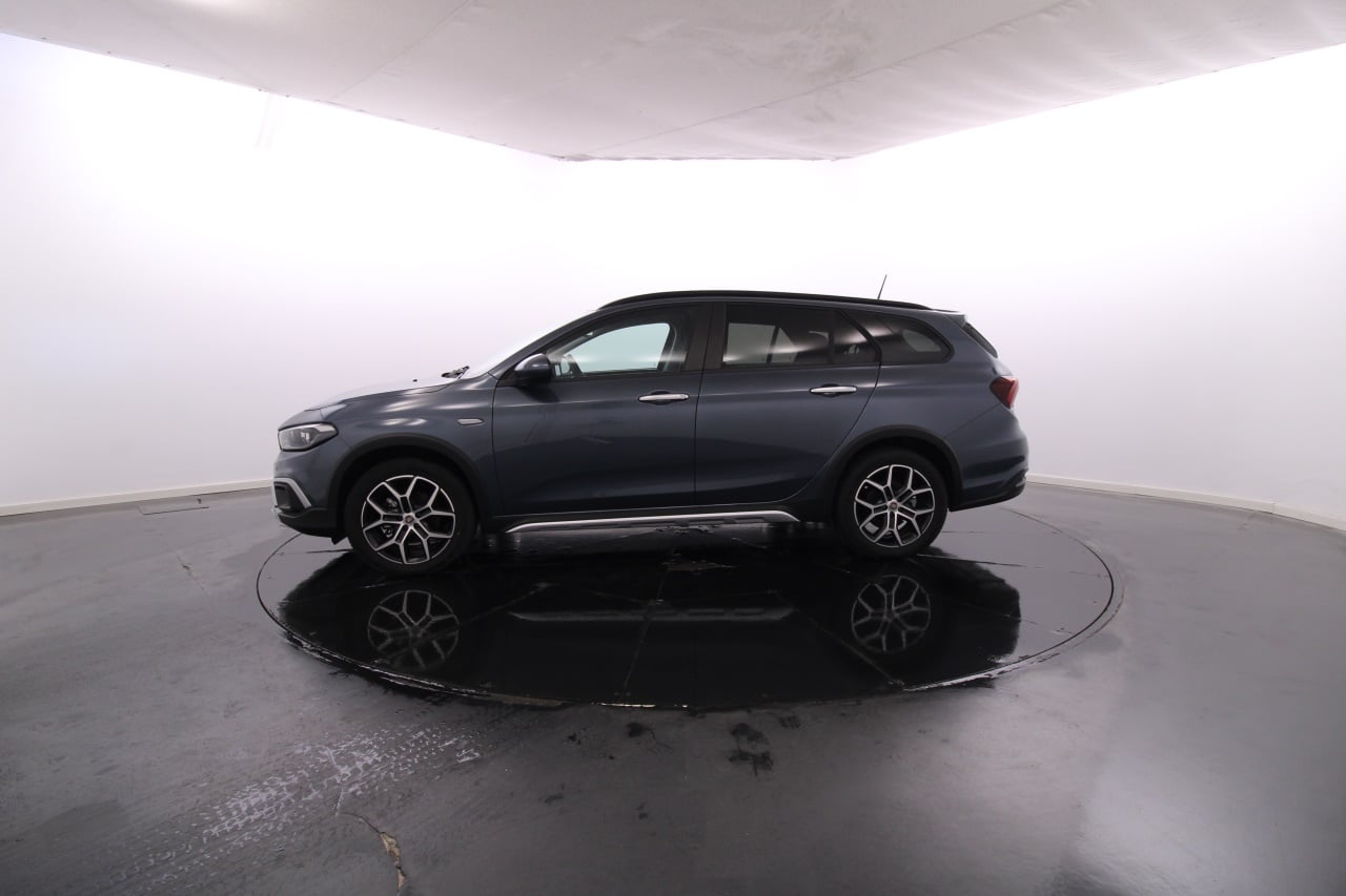 Fiat Tipo Station Wagon Cross Gasoline 6 2023