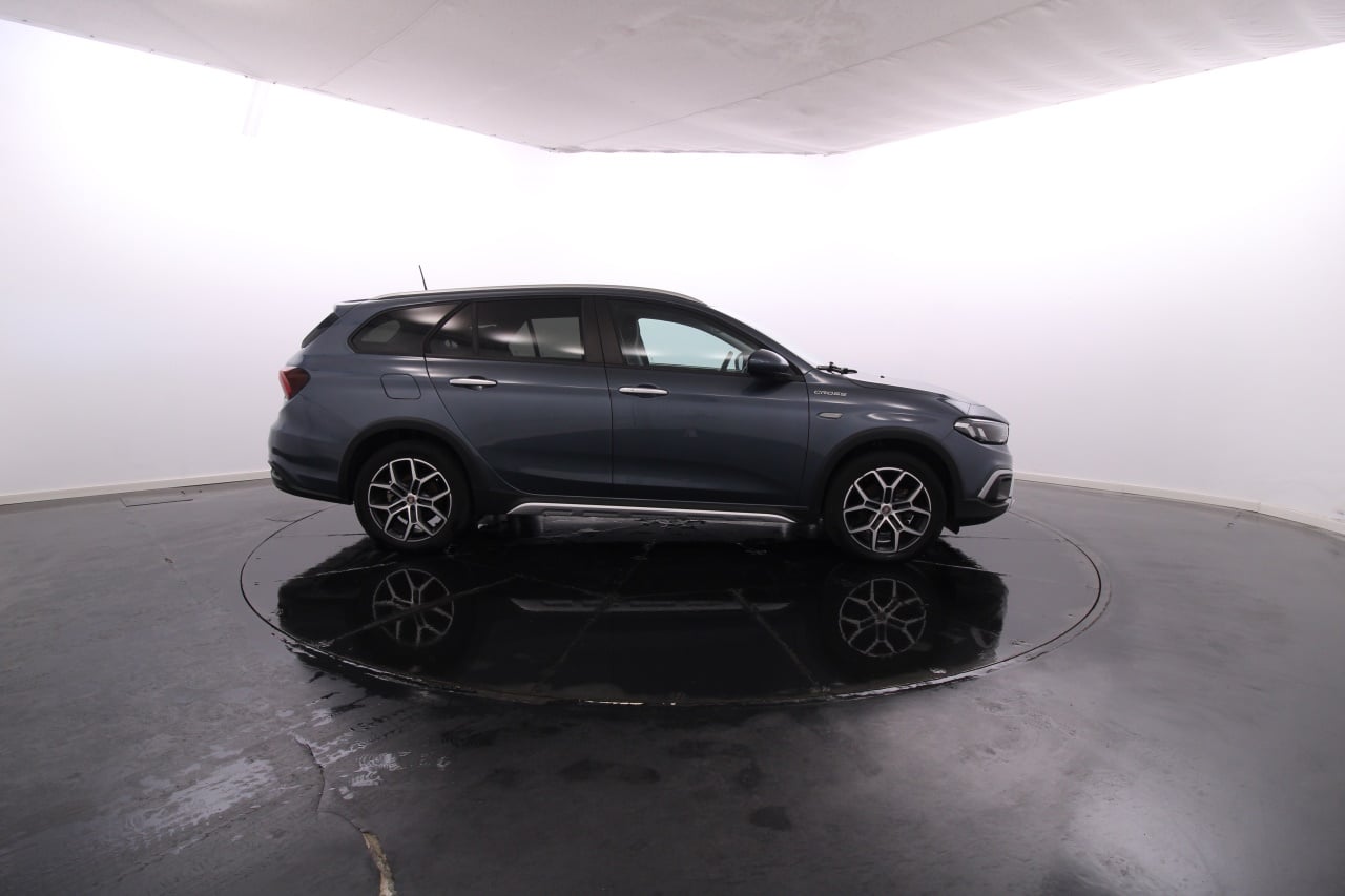 Fiat Tipo Station Wagon Cross Gasolina 4 2023