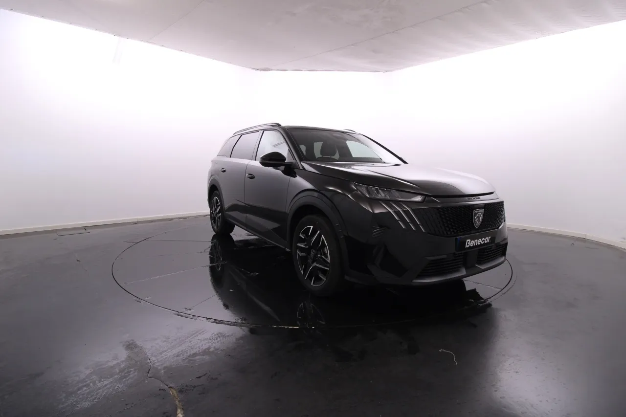 Peugeot 5008 Híbrido Gasolina 3 2025