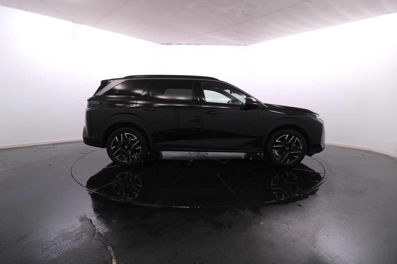 Peugeot 5008 Híbrido Gasolina 3 2025