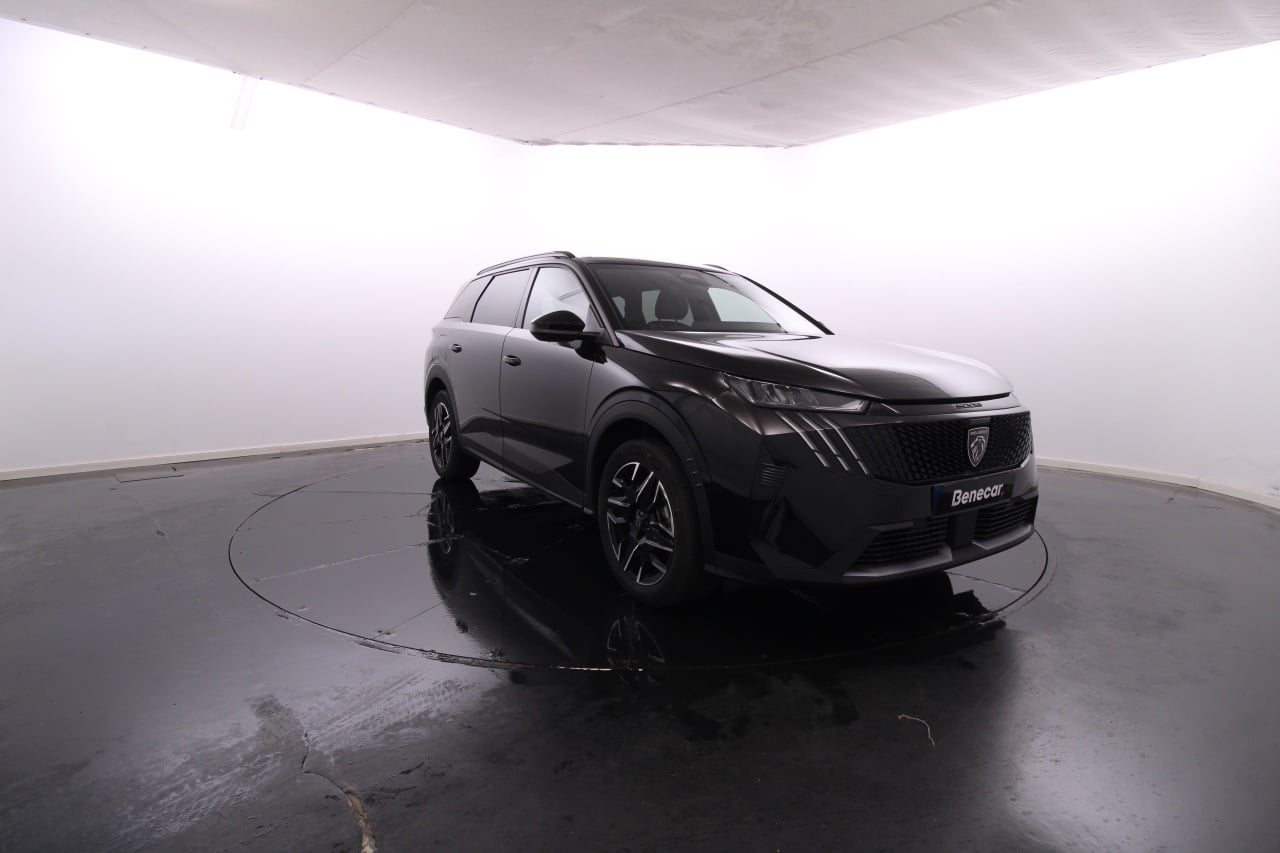 Peugeot 5008 Híbrido Gasolina 3 2025