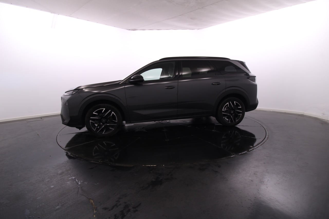 Peugeot 5008 Híbrido Gasolina 3 2025