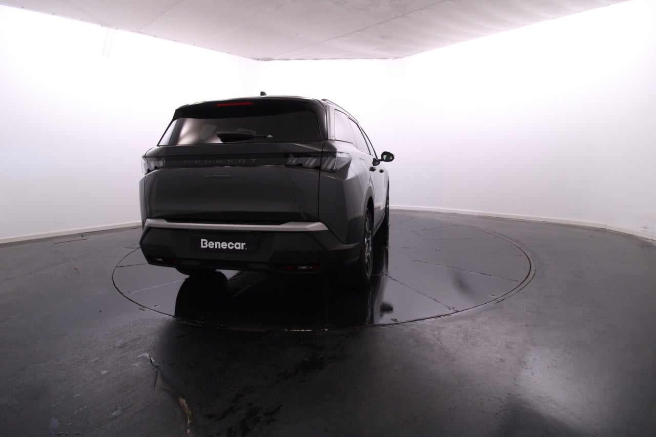Peugeot 5008 Híbrido Gasolina 3 2025