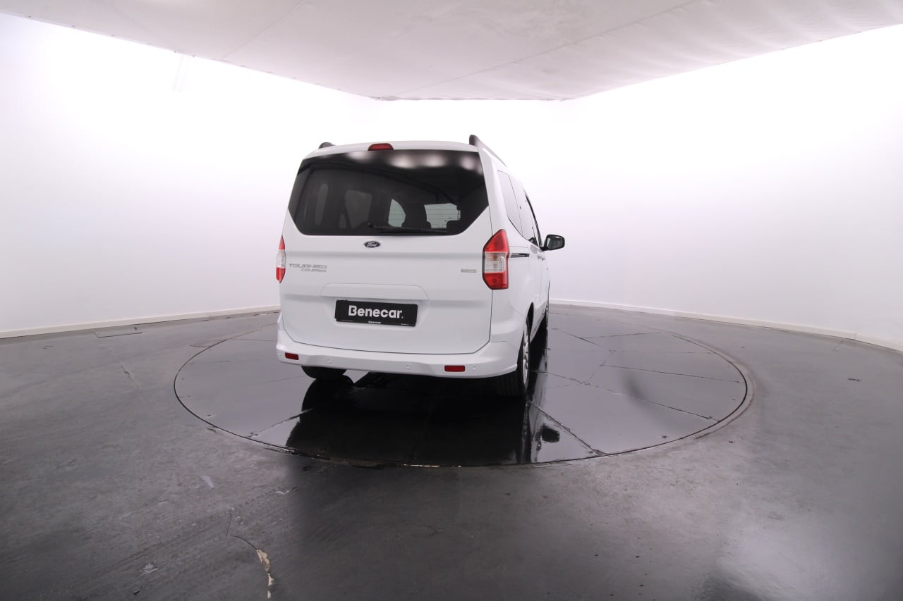 Ford Tourneo Courier Gasoline 11 2017