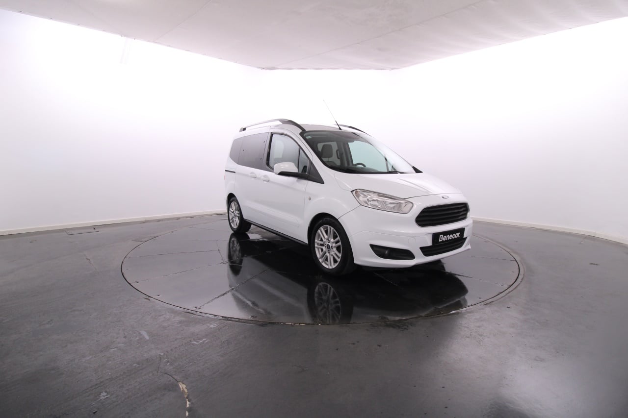 Ford Tourneo Courier Gasoline 11 2017