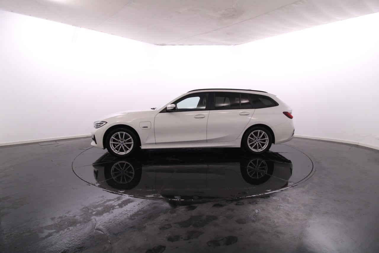 BMW Serie 3 - 320e Electric Gasoline 10 2021