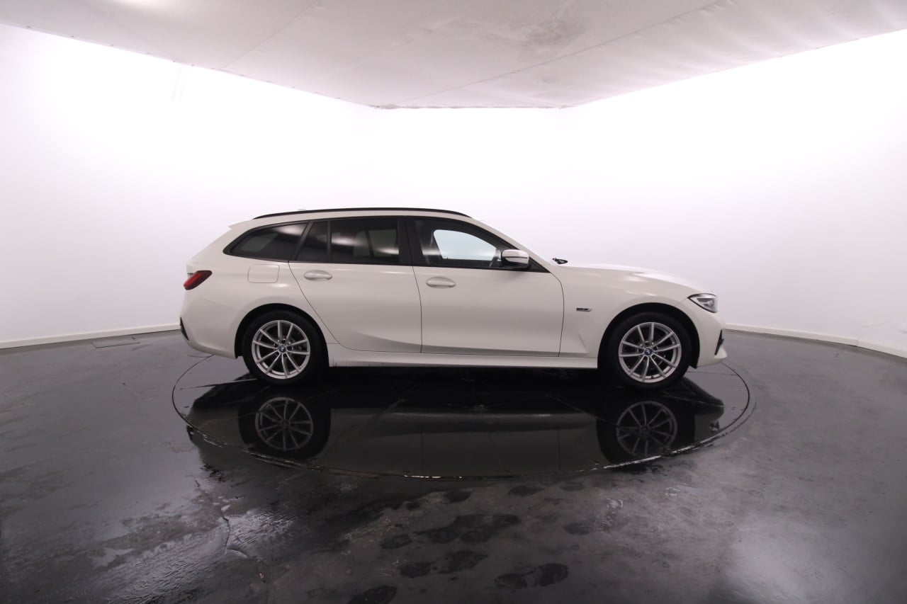 BMW Serie 3 - 320e Electric Gasoline 10 2021