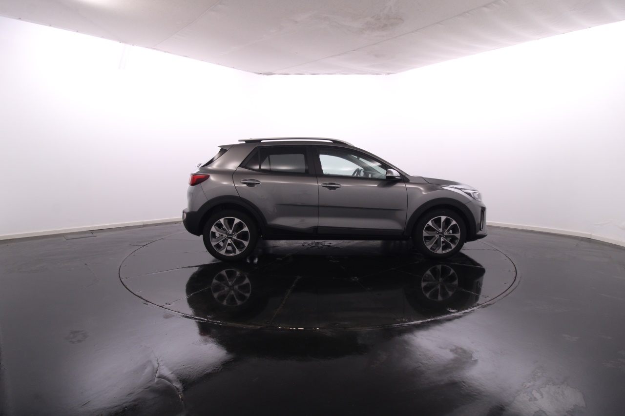 Kia Stonic Gasolina 6 2025