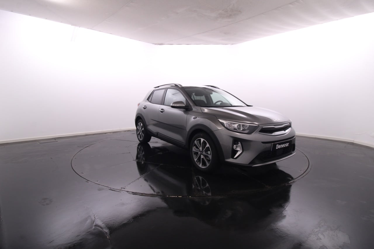 Kia Stonic Gasolina 6 2025