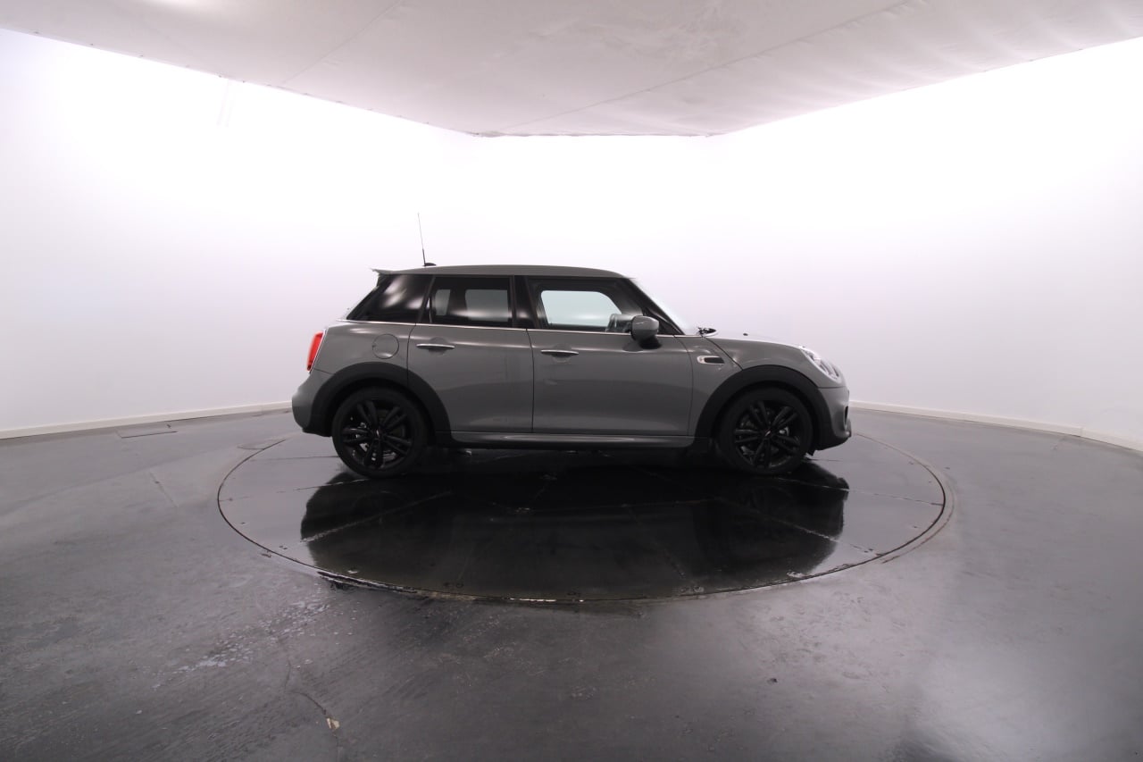 MINI One Gasoline 6 2021