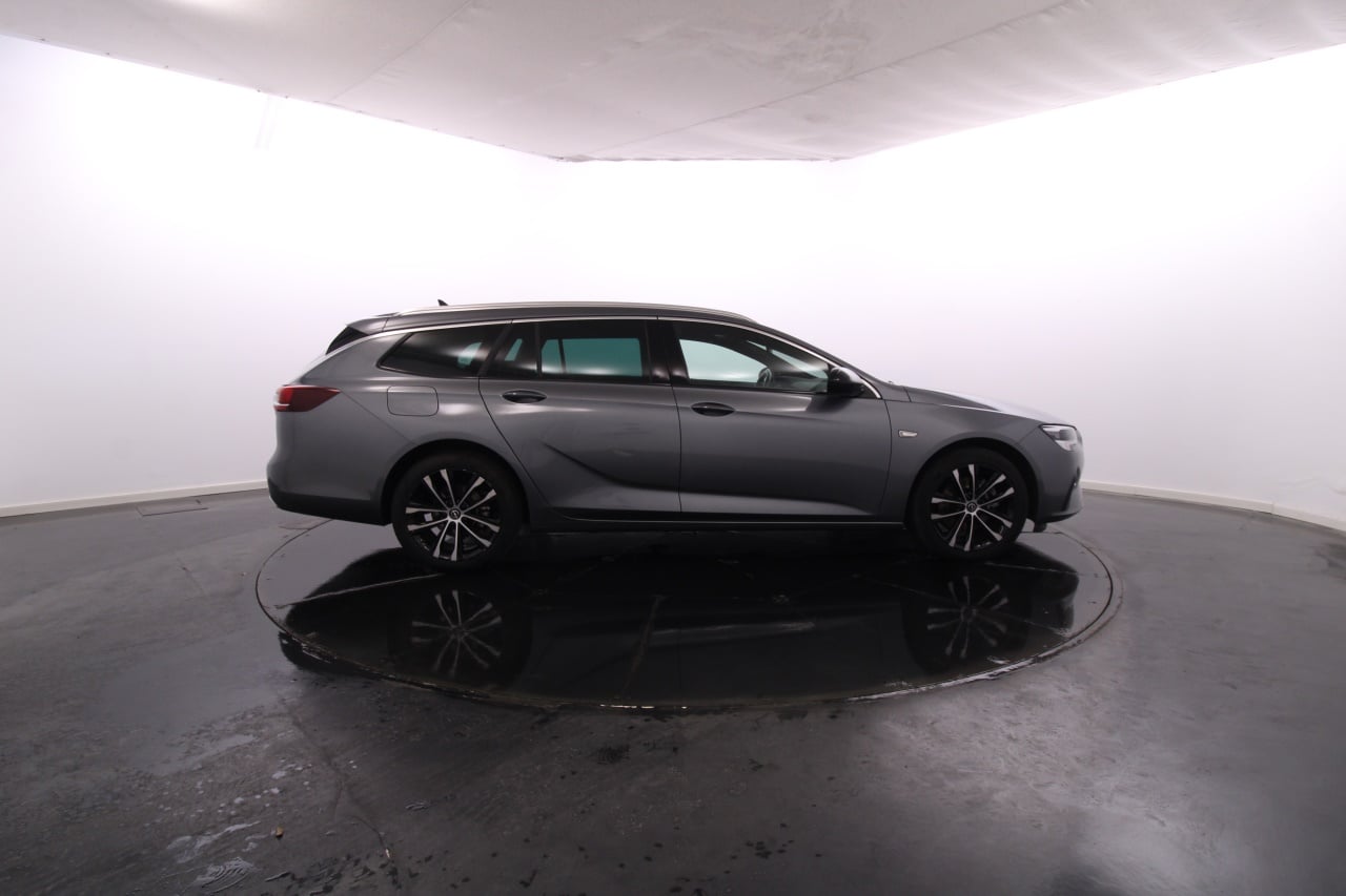Opel Insignia Sports Tourer Diesel 8 2021