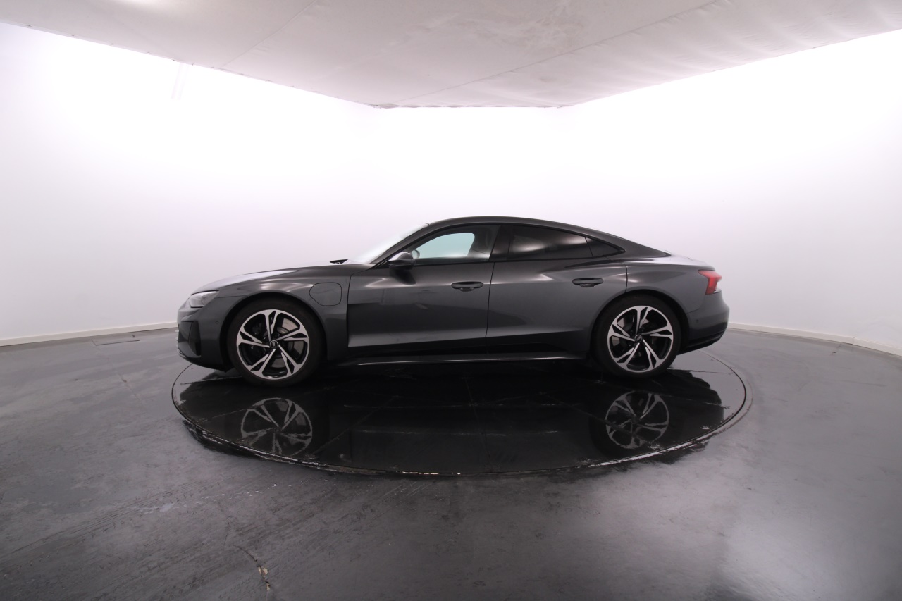 Audi e-tron Elétrico 1 2023