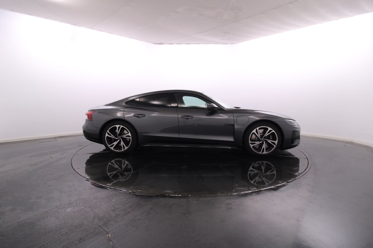 Audi e-tron Elétrico 1 2023