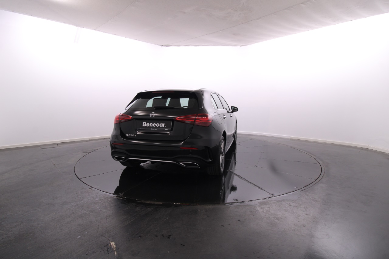 Mercedes-Benz Classe A - 250 Elétrico Gasolina 6 2024