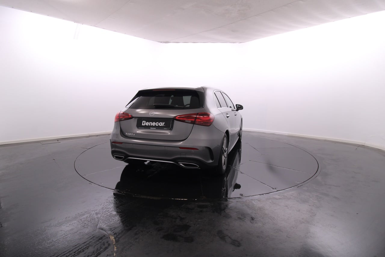 Mercedes-Benz Classe A - 180 Diesel 5 2024