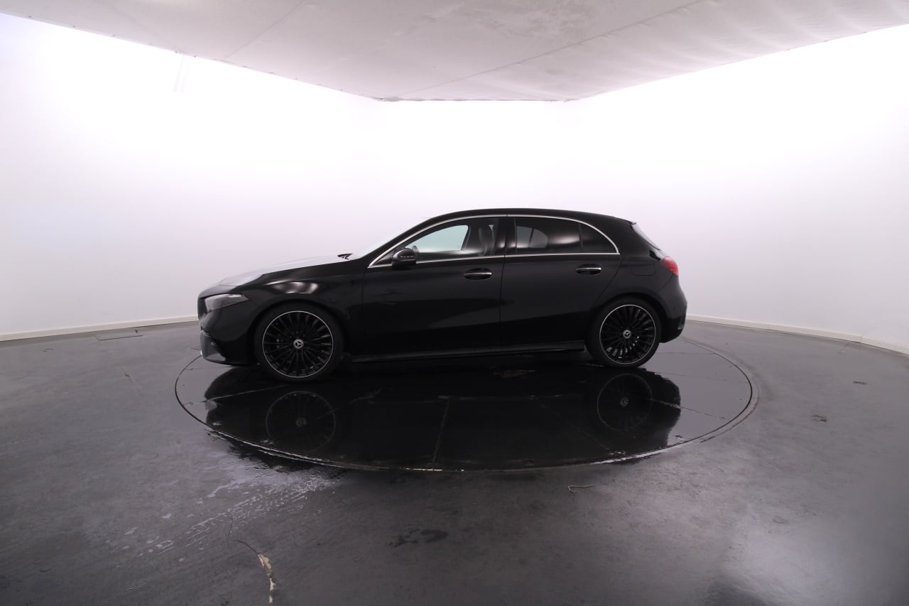 Mercedes-Benz Classe A - 200 Híbrido Gasolina 9 2024