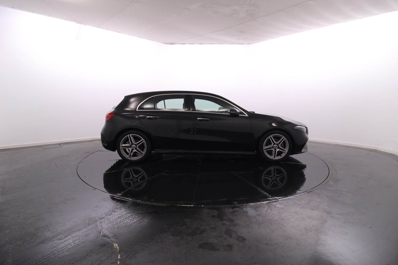 Mercedes-Benz Classe A - 200 Híbrido Gasolina 11 2024