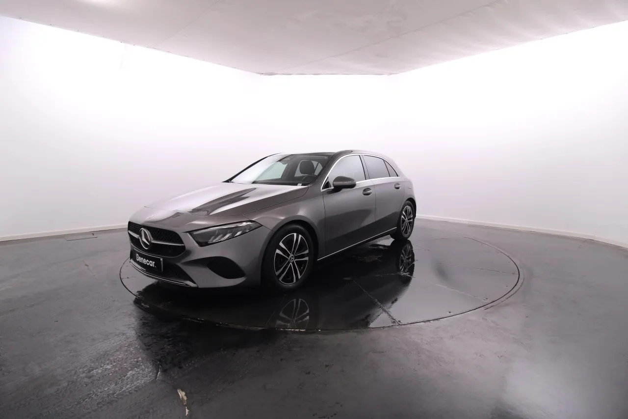 Mercedes-Benz Classe A - 200 Gasoline Hybrid 8 2024