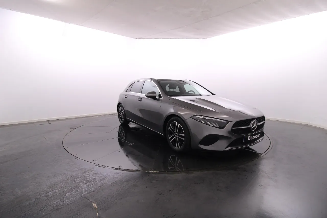 Mercedes-Benz Classe A - 200 Gasoline Hybrid 8 2024